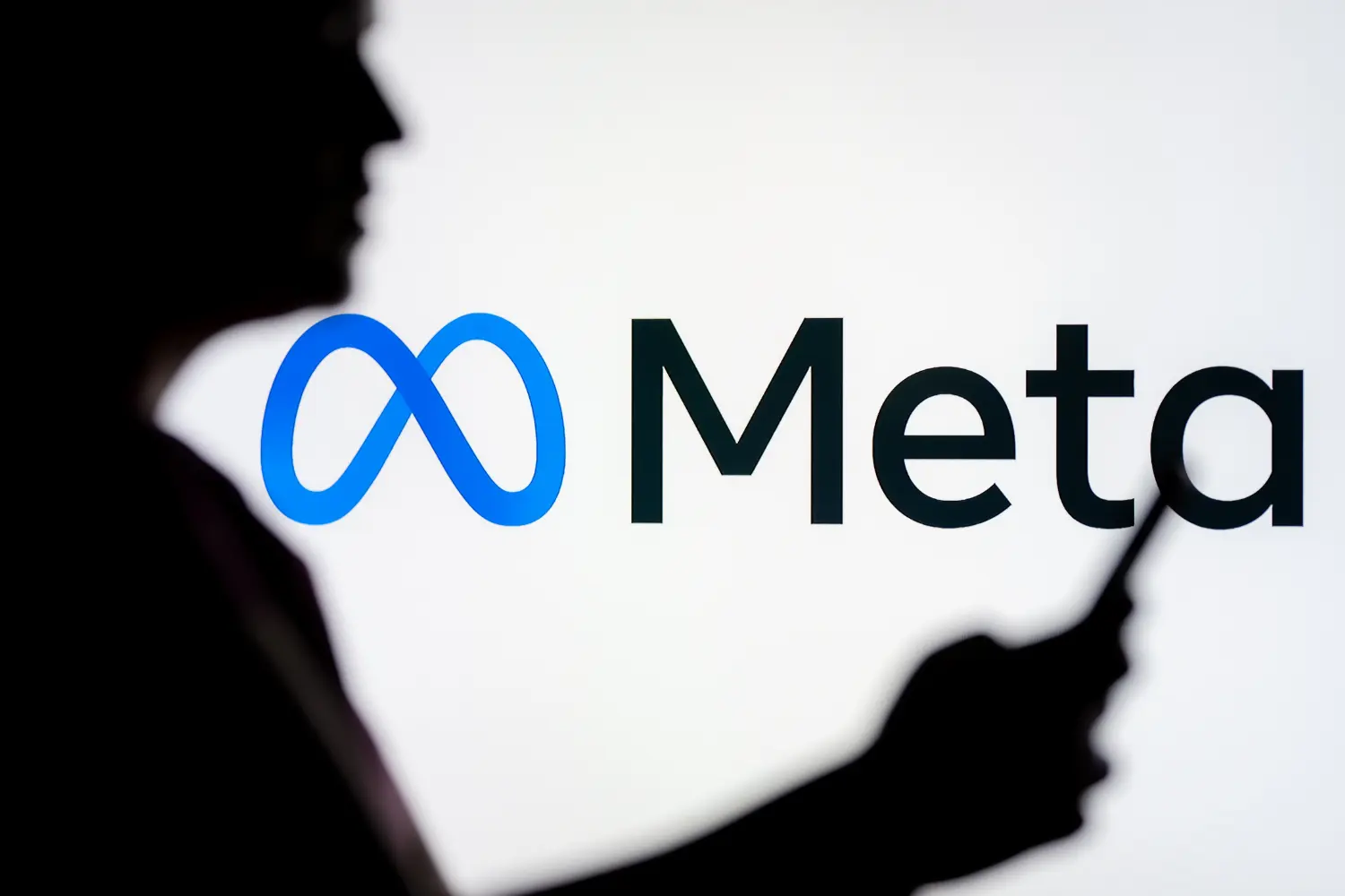 Meta dona do WhatsApp proíbe ChatGPT e IAs Meta dona do WhatsApp proíbe ChatGPT e IAs